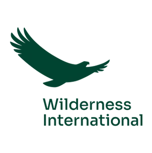 Wilderness International Logo – Regenwaldschutz-Partner der nachhaltigen Merch Firma myMerch
